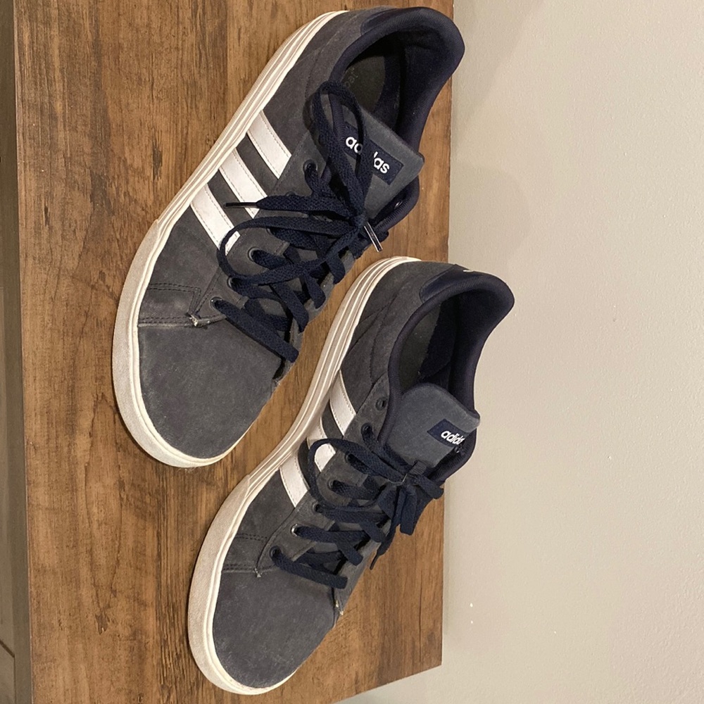 Mens Adidas Sneakers Size 13